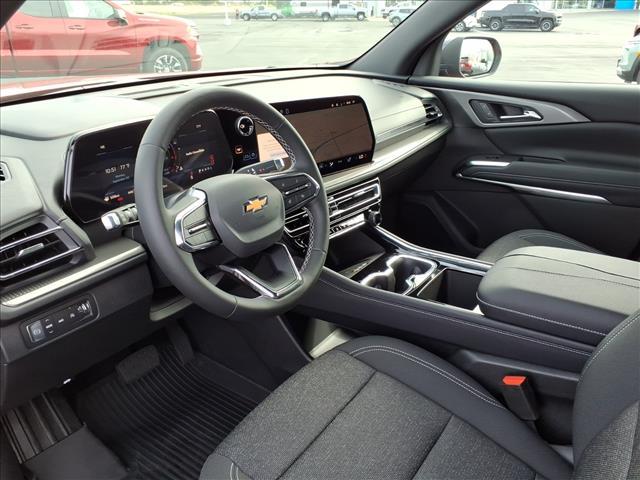 new 2026 Chevrolet Traverse car, priced at $43,729