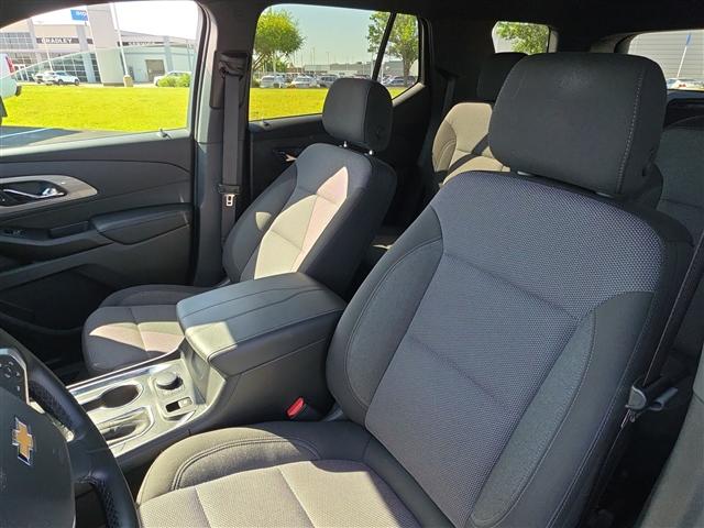 used 2023 Chevrolet Traverse car, priced at $30,700