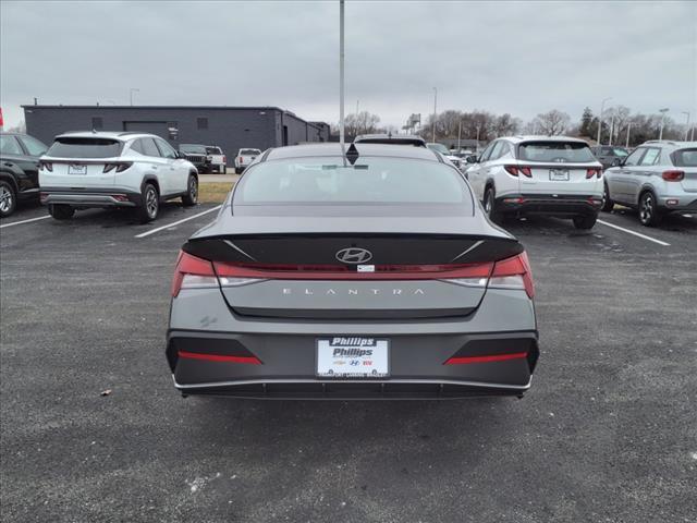 new 2025 Hyundai Elantra car, priced at $23,916