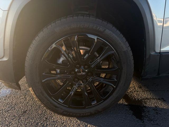 used 2023 GMC Acadia car, priced at $33,550