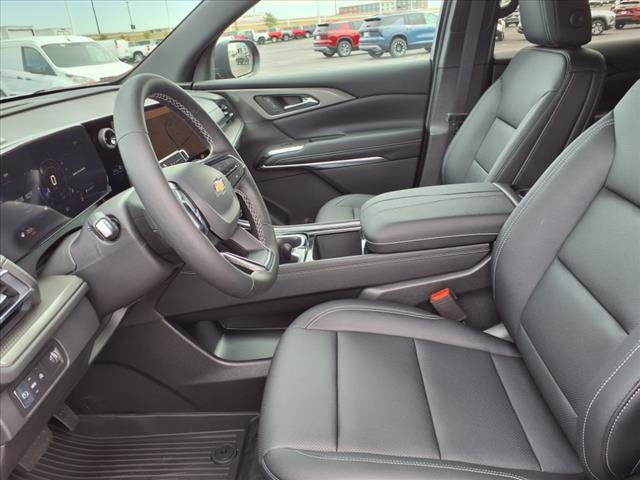 new 2025 Chevrolet Traverse car, priced at $44,746