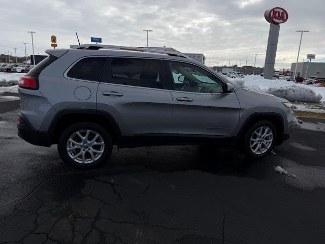 used 2016 Jeep Cherokee car, priced at $12,443