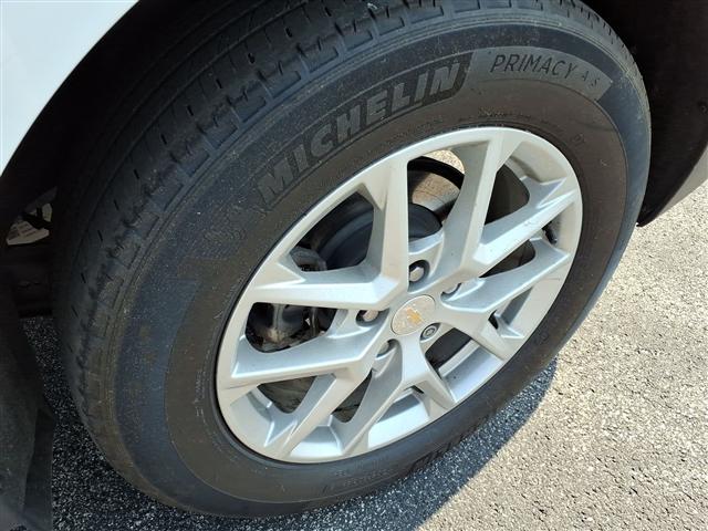 used 2023 Chevrolet Equinox car, priced at $21,483