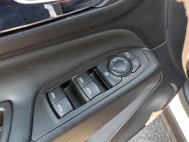 used 2023 Chevrolet Equinox car, priced at $21,483
