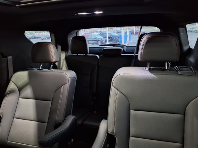 new 2025 Chevrolet Traverse car, priced at $52,702