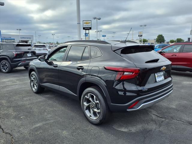 new 2025 Chevrolet Trax car, priced at $23,311