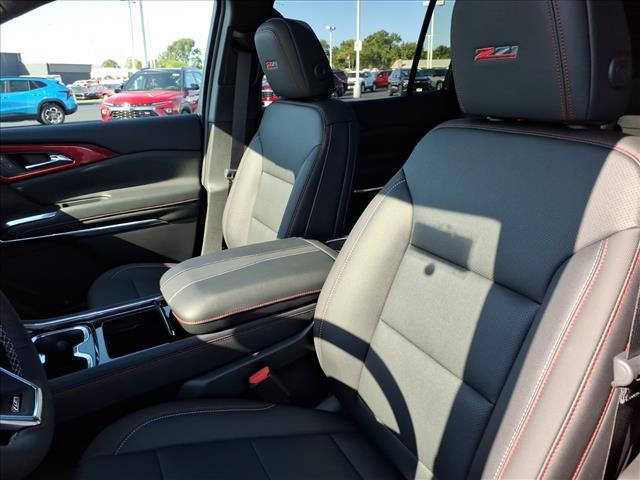 new 2026 Chevrolet Traverse car, priced at $55,153