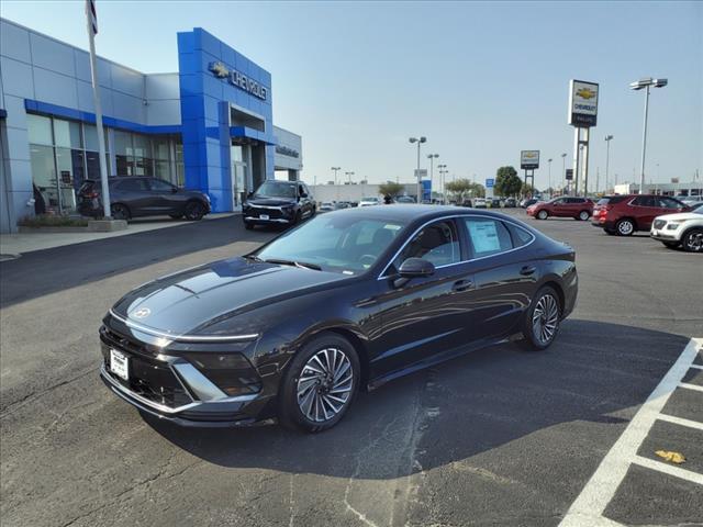 new 2024 Hyundai Sonata Hybrid car, priced at $36,922