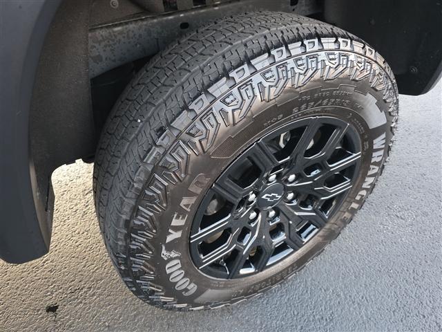 used 2024 Chevrolet Colorado car, priced at $37,339