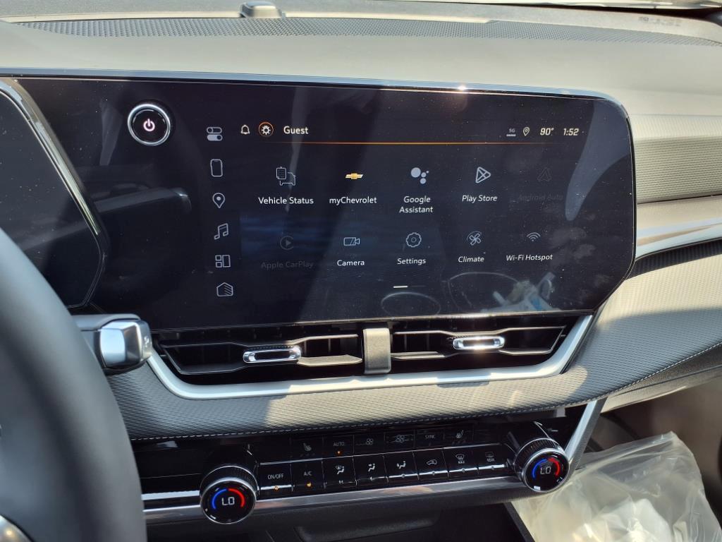 new 2026 Chevrolet Equinox car, priced at $31,327