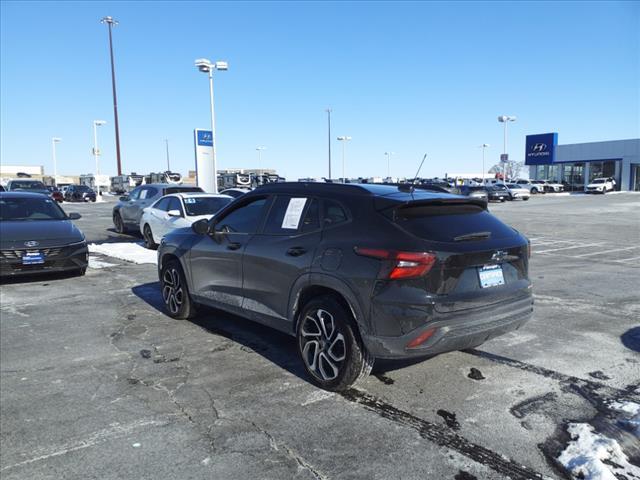 used 2025 Chevrolet Trax car, priced at $24,259