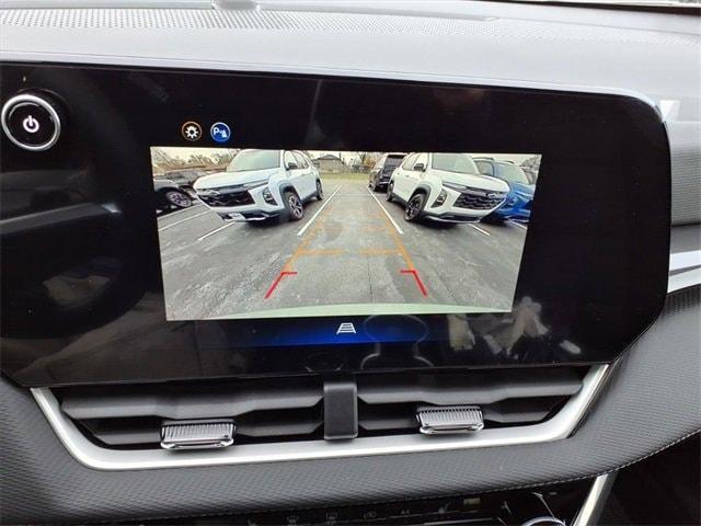 new 2026 Chevrolet Equinox car, priced at $30,514