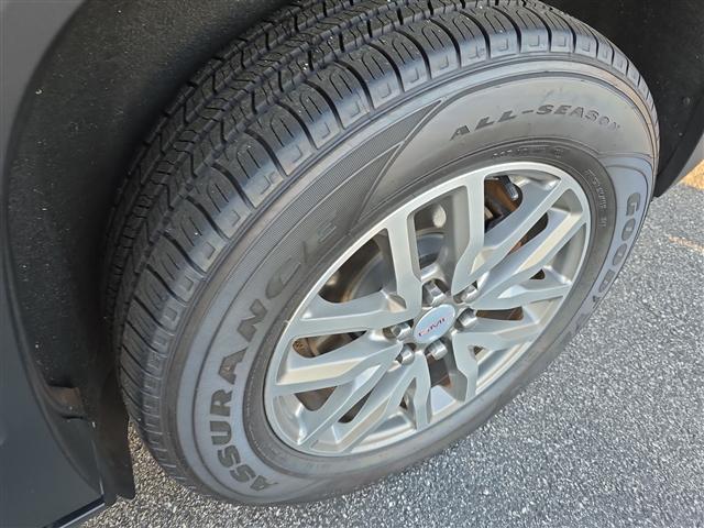 used 2019 GMC Acadia car, priced at $18,917