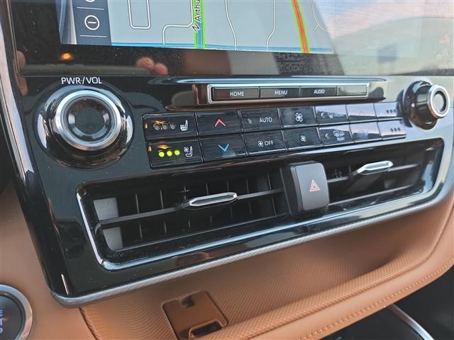 used 2021 Toyota Highlander car, priced at $37,027