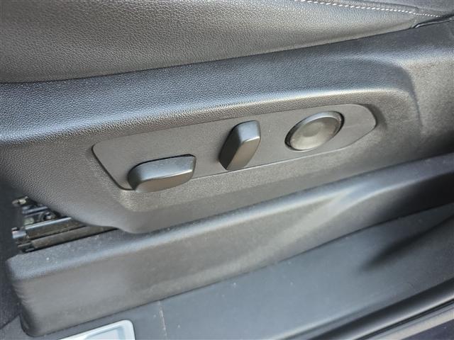 used 2024 Chevrolet Silverado 1500 car, priced at $46,170
