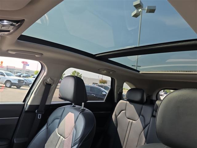 used 2023 Kia Sorento car, priced at $26,444