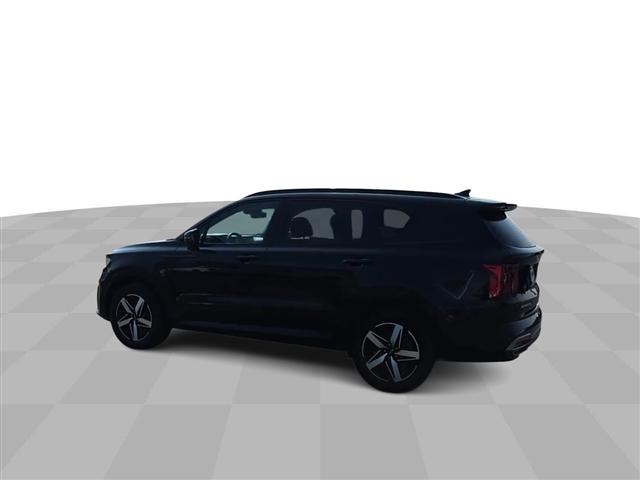 used 2023 Kia Sorento car, priced at $26,444