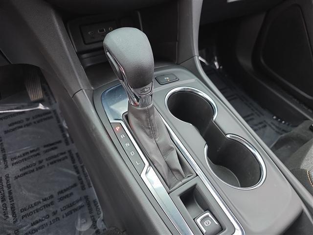 used 2023 Chevrolet Equinox car, priced at $23,295