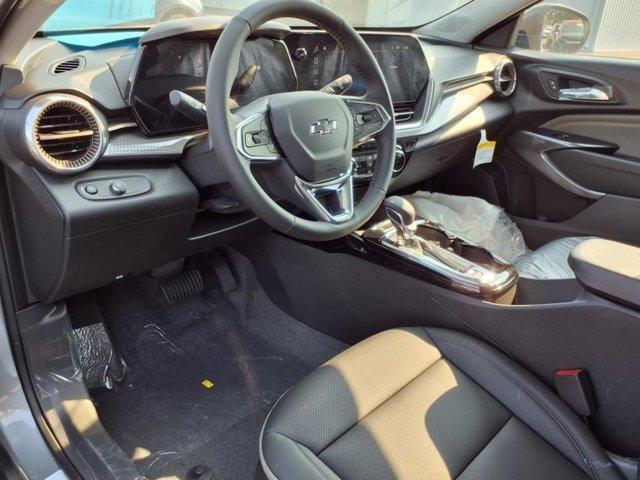 new 2025 Chevrolet Trax car, priced at $26,028