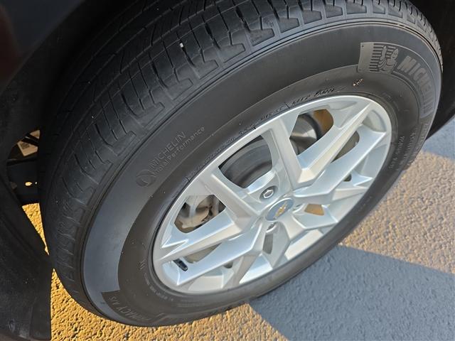used 2023 Chevrolet Equinox car, priced at $20,964
