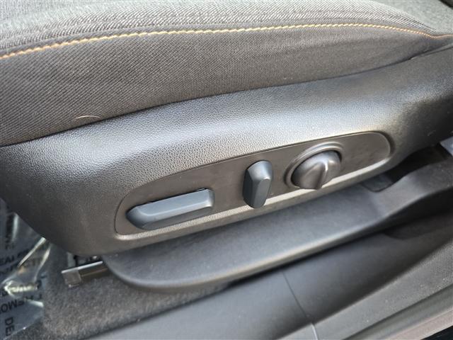 used 2023 Chevrolet Equinox car, priced at $20,964