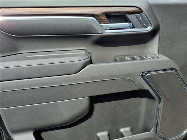 new 2025 Chevrolet Silverado 1500 car, priced at $48,696