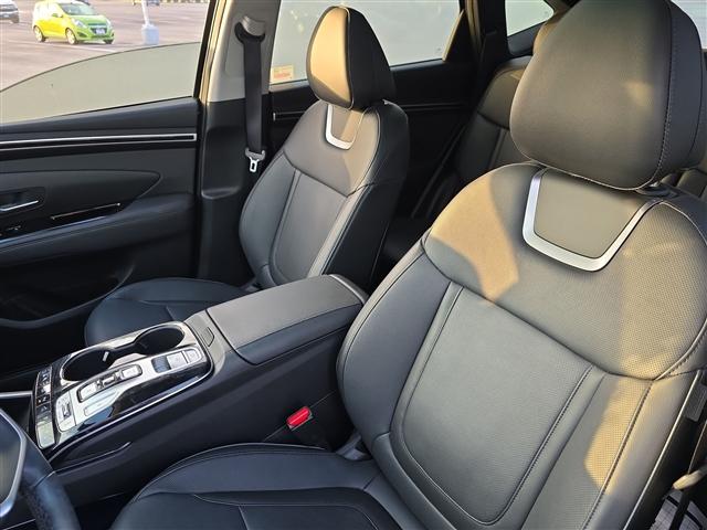 used 2022 Hyundai Tucson car, priced at $27,816