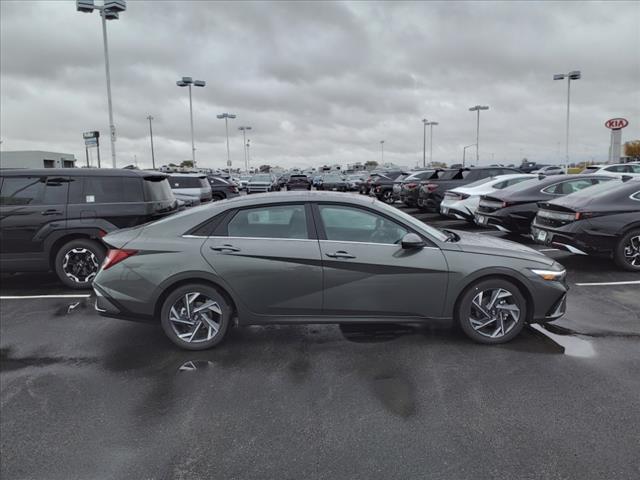 new 2025 Hyundai Elantra car, priced at $26,635