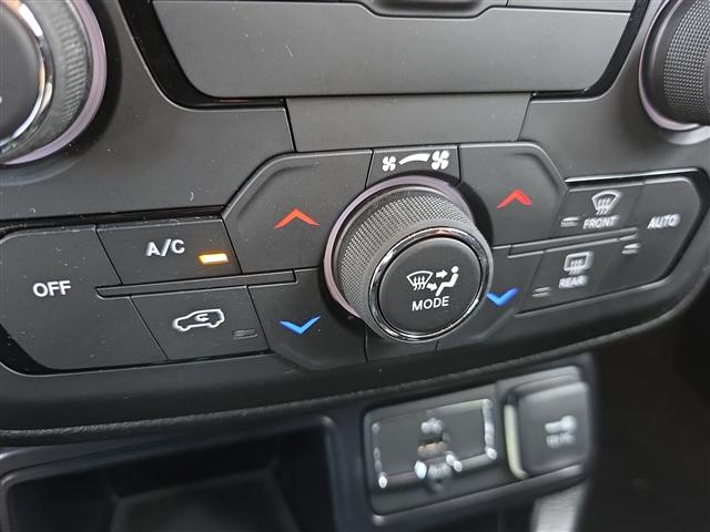 used 2018 Jeep Renegade car, priced at $12,241