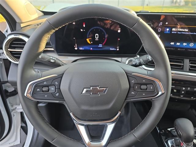 used 2025 Chevrolet Trax car, priced at $22,000
