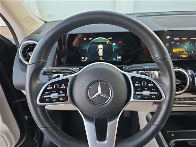 used 2020 Mercedes-Benz GLB 250 car, priced at $23,994