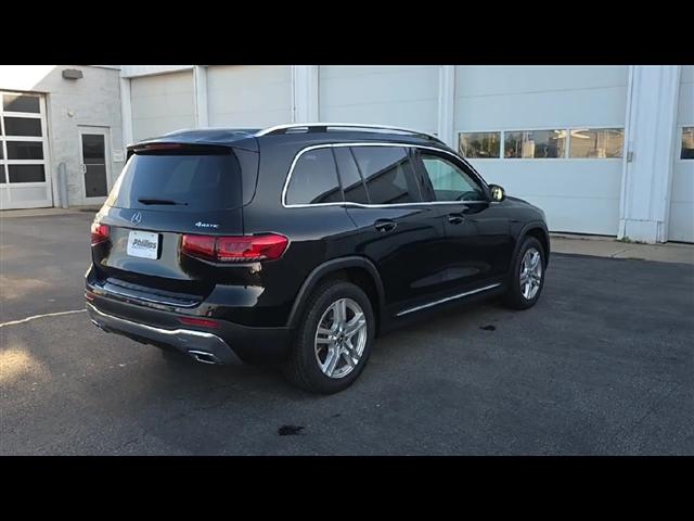 used 2020 Mercedes-Benz GLB 250 car, priced at $23,994