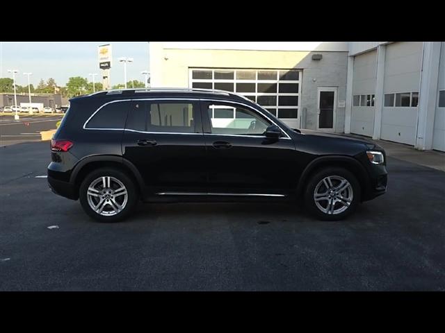 used 2020 Mercedes-Benz GLB 250 car, priced at $23,994