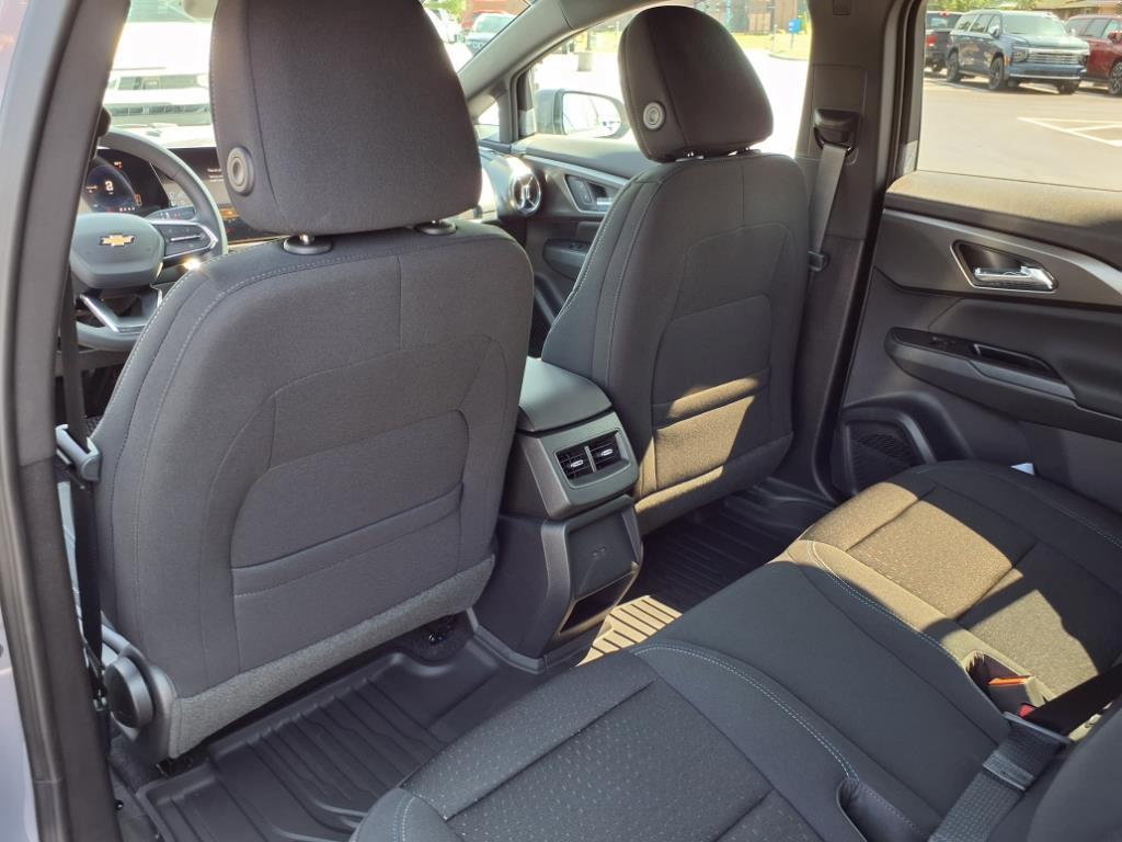 new 2025 Chevrolet Equinox EV car, priced at $34,715