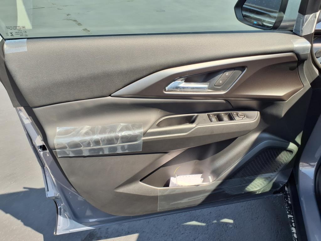 new 2025 Chevrolet Equinox EV car, priced at $34,715