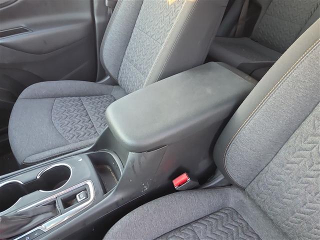 used 2022 Chevrolet Equinox car, priced at $21,049