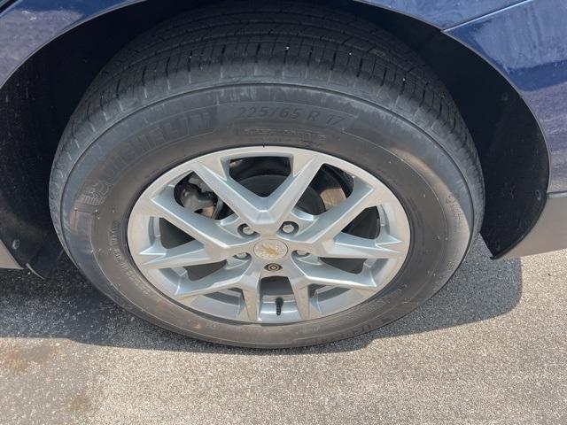used 2022 Chevrolet Equinox car, priced at $21,268