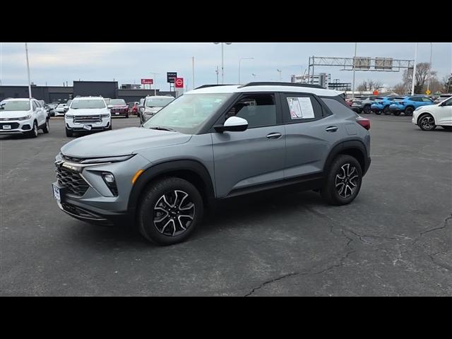 used 2024 Chevrolet TrailBlazer car, priced at $27,556