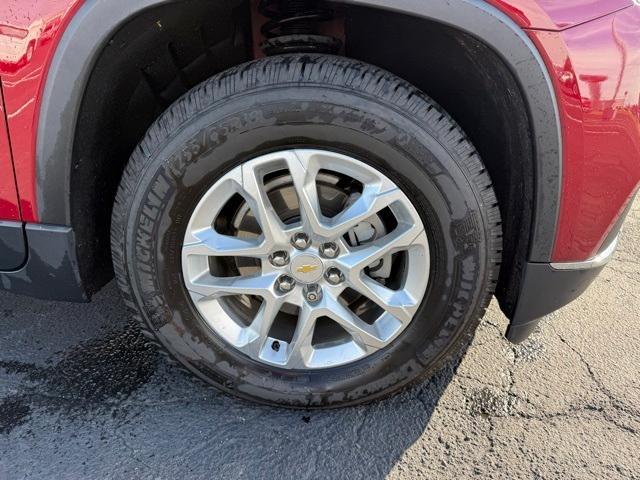 used 2019 Chevrolet Traverse car, priced at $19,617
