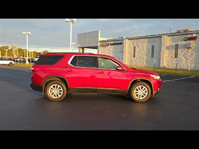 used 2021 Chevrolet Traverse car, priced at $27,398