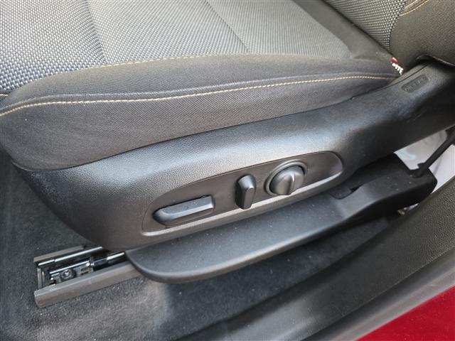 used 2021 Chevrolet Traverse car, priced at $27,398