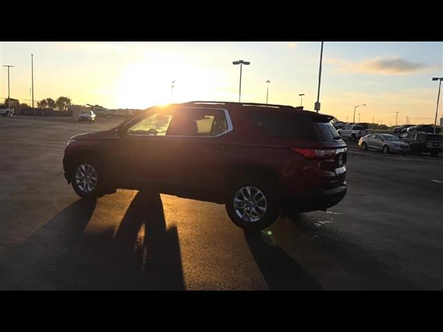 used 2021 Chevrolet Traverse car, priced at $27,398