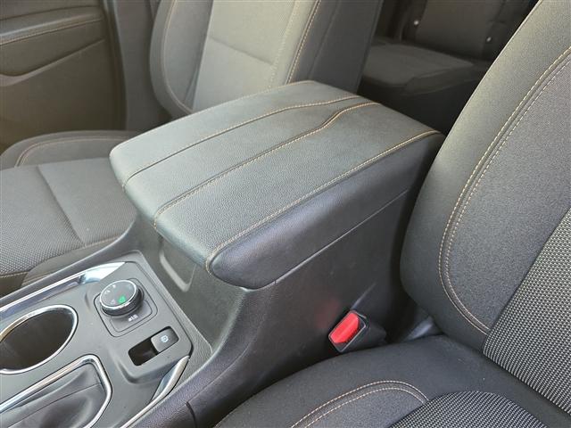 used 2021 Chevrolet Traverse car, priced at $27,398