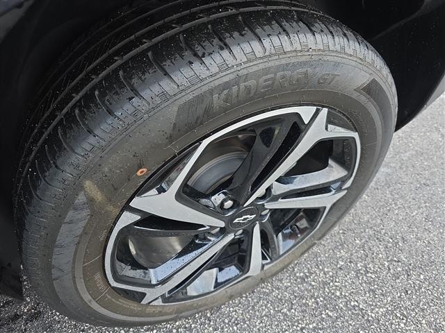 used 2023 Chevrolet TrailBlazer car, priced at $23,426