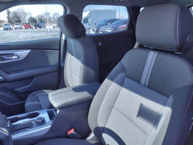 new 2025 Chevrolet Blazer car, priced at $33,813