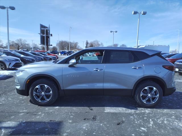 new 2025 Chevrolet Blazer car, priced at $33,813