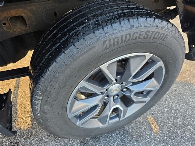 used 2022 Chevrolet Silverado 1500 Limited car, priced at $33,216