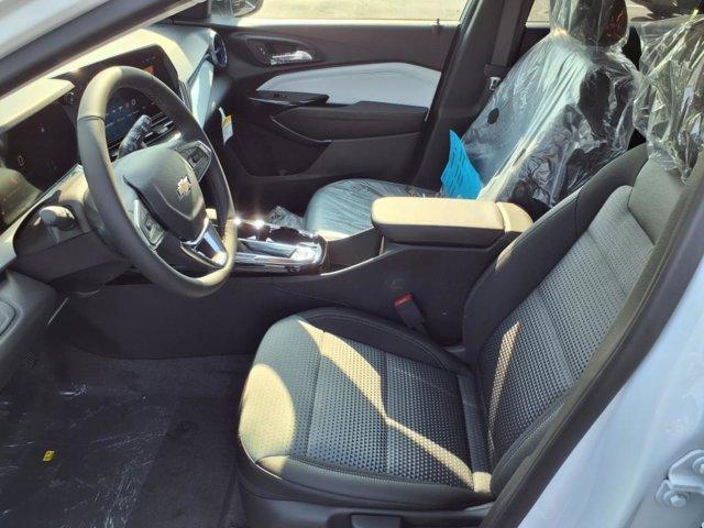 new 2025 Chevrolet Trax car, priced at $24,040