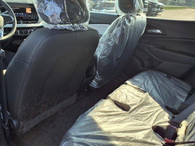 new 2025 Chevrolet Trax car, priced at $24,040