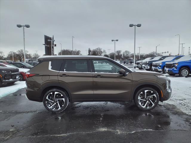 used 2022 Mitsubishi Outlander car, priced at $27,663